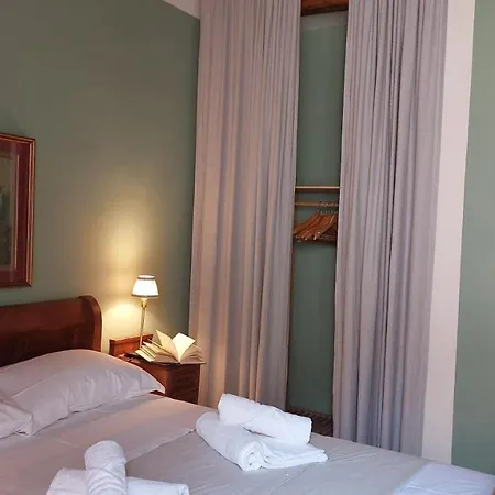 Homestay Residenza San Giorgio *